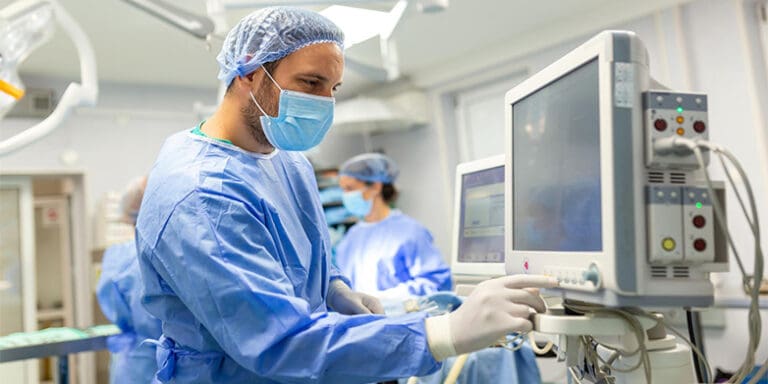 Dr. Kane Dan Yesus: Dua Dokter, Satu Pengorbanan